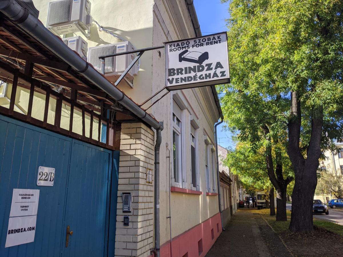 Pensión Brindza *